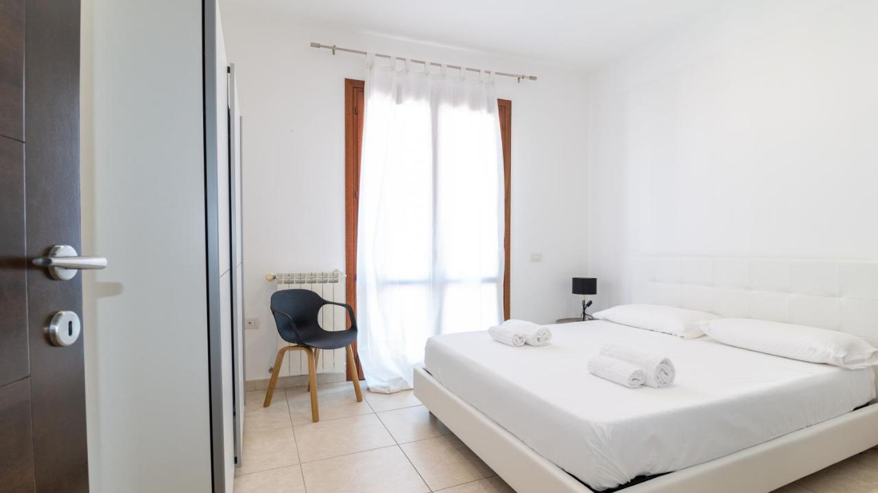 Sardinianworld - Xenia Boutique Tirso Apartment โอริสตาโน ภายนอก รูปภาพ