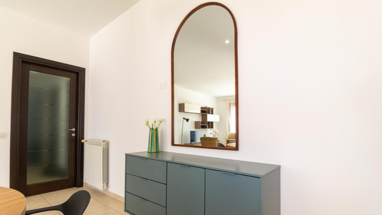 Sardinianworld - Xenia Boutique Tirso Apartment โอริสตาโน ภายนอก รูปภาพ