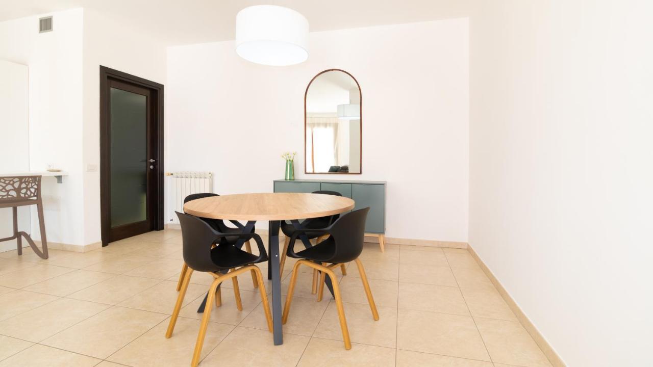 Sardinianworld - Xenia Boutique Tirso Apartment โอริสตาโน ภายนอก รูปภาพ